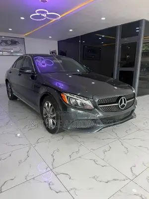 Mercedes-Benz C300 2016 Gray