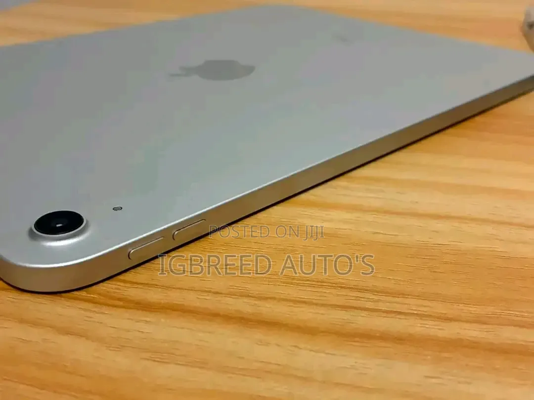 Apple iPad (2025) 128 GB Silver