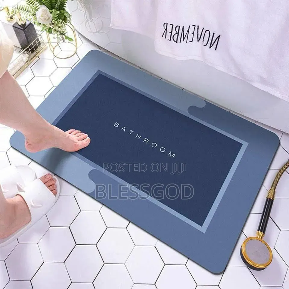 Square Shape Bathroom Mat
