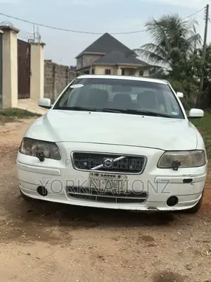 Volvo S60 2.4 Automatic 2005 White