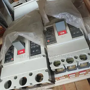 Delixi CDM1-400L/3300 400A Molded Case Circuit Breaker (MCCB)