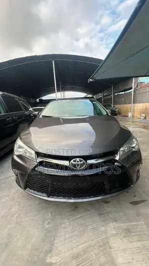 Toyota Camry 2016 Gray