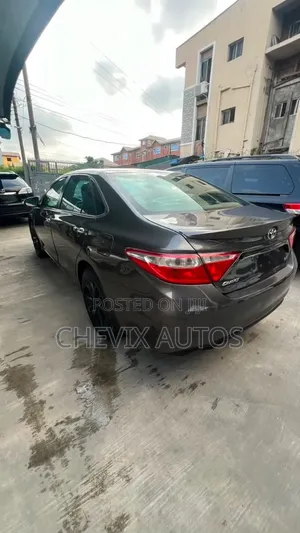 Toyota Camry 2016 Gray