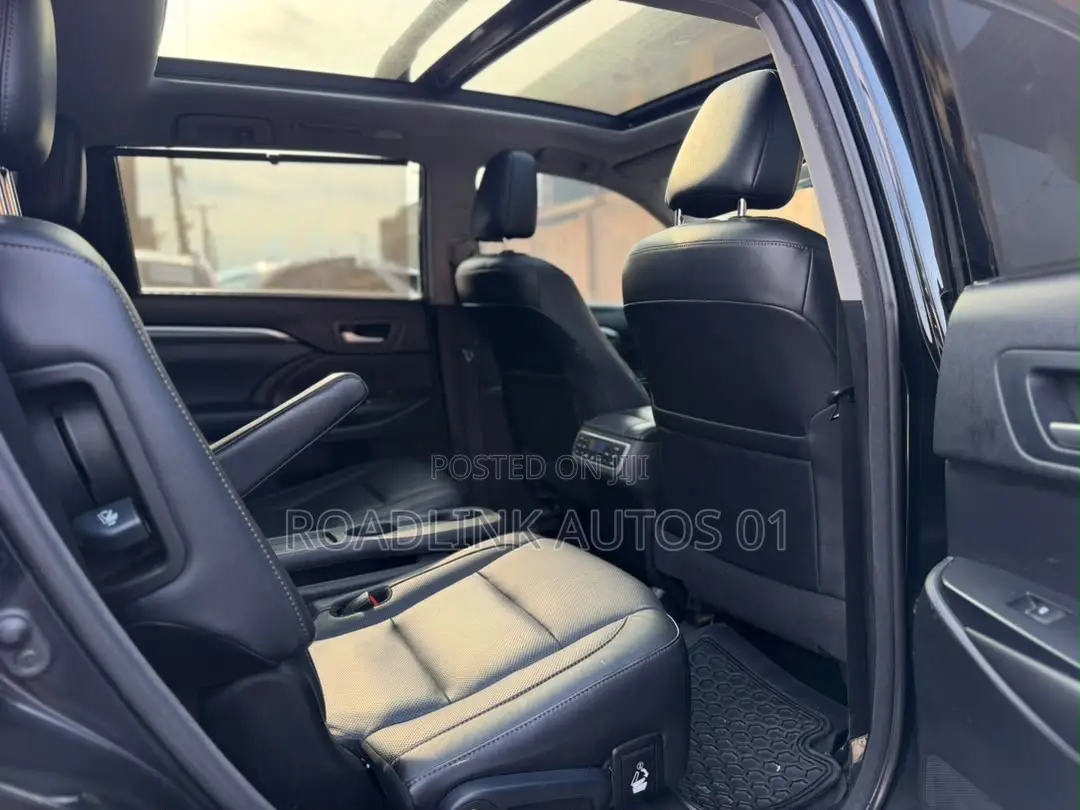 Toyota Highlander 2018 Black