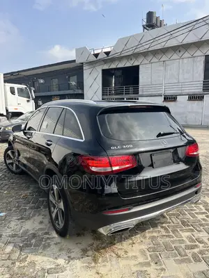 Mercedes-Benz GLC-Class 2017 Black