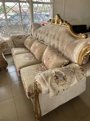 Royal Executive Chair 4 in 1 for Living Room and Sitting Room.