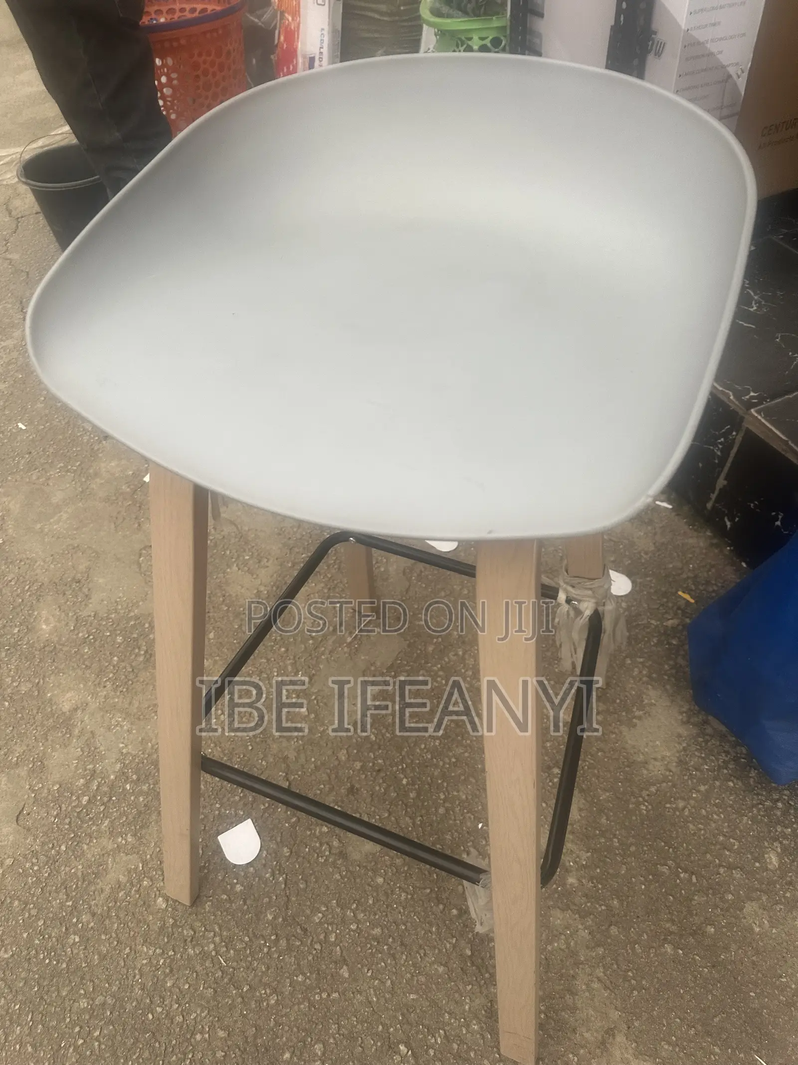 Modern Scandinavian Plastic Shell Dining Chair