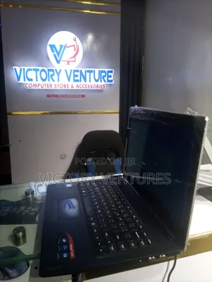 Laptop Lenovo IdeaPad 100 4GB Intel Celeron SSD 32GB