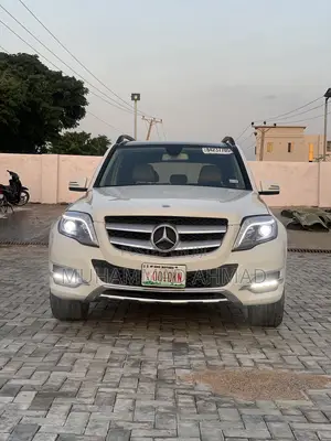 Mercedes-Benz GLK-Class 350 2011 White