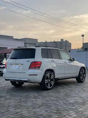Mercedes-Benz GLK-Class 350 2011 White
