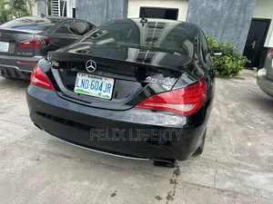 Mercedes-Benz C-Class 2014 Black