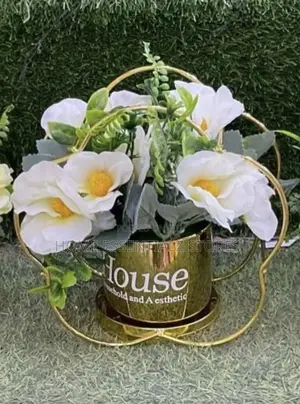 Gift Item Gold Metal Artificial Flower Basket - Gift House Decor Vase