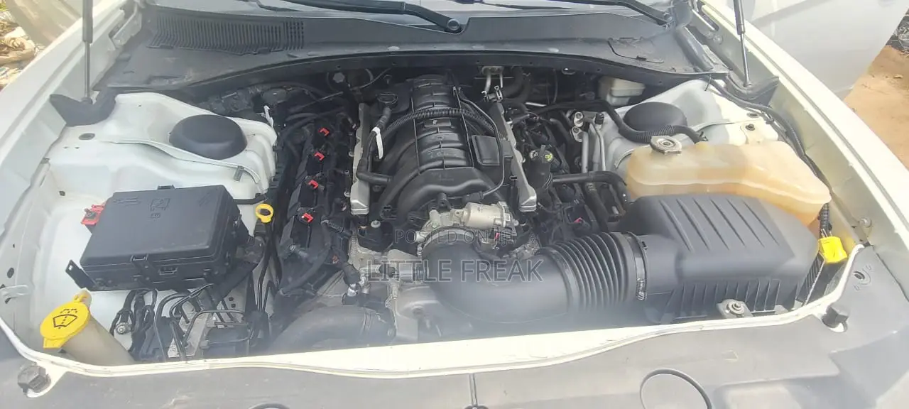 Dodge Charger 2013 White