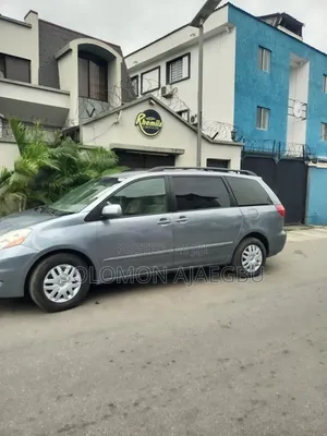 Toyota Sienna 2006 Blue