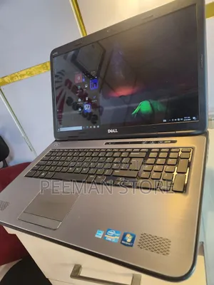 Laptop Dell XPS 15 8GB Intel Core i7 HDD+SSD 500GB