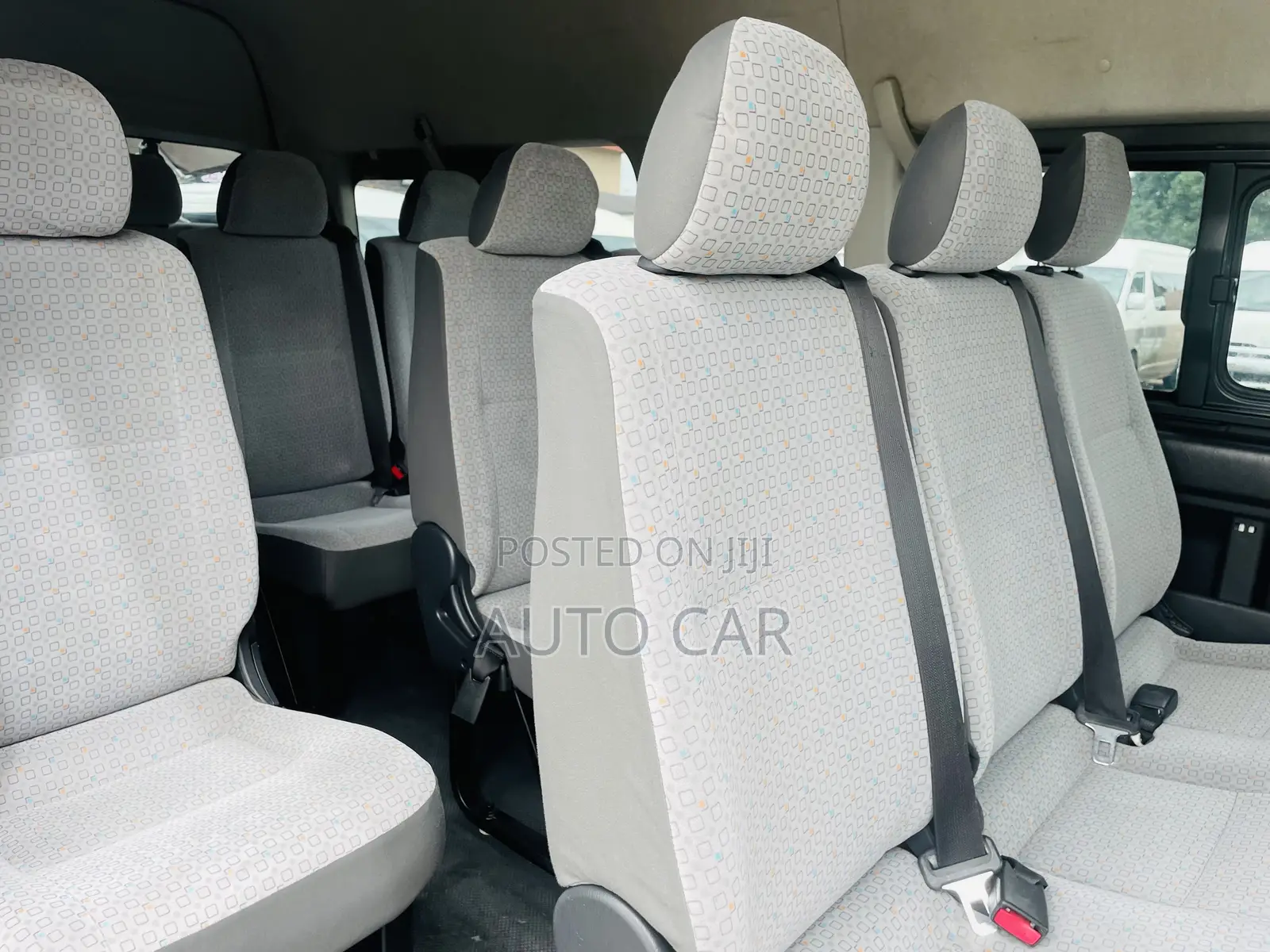 Toyota HiAce 2018 Black