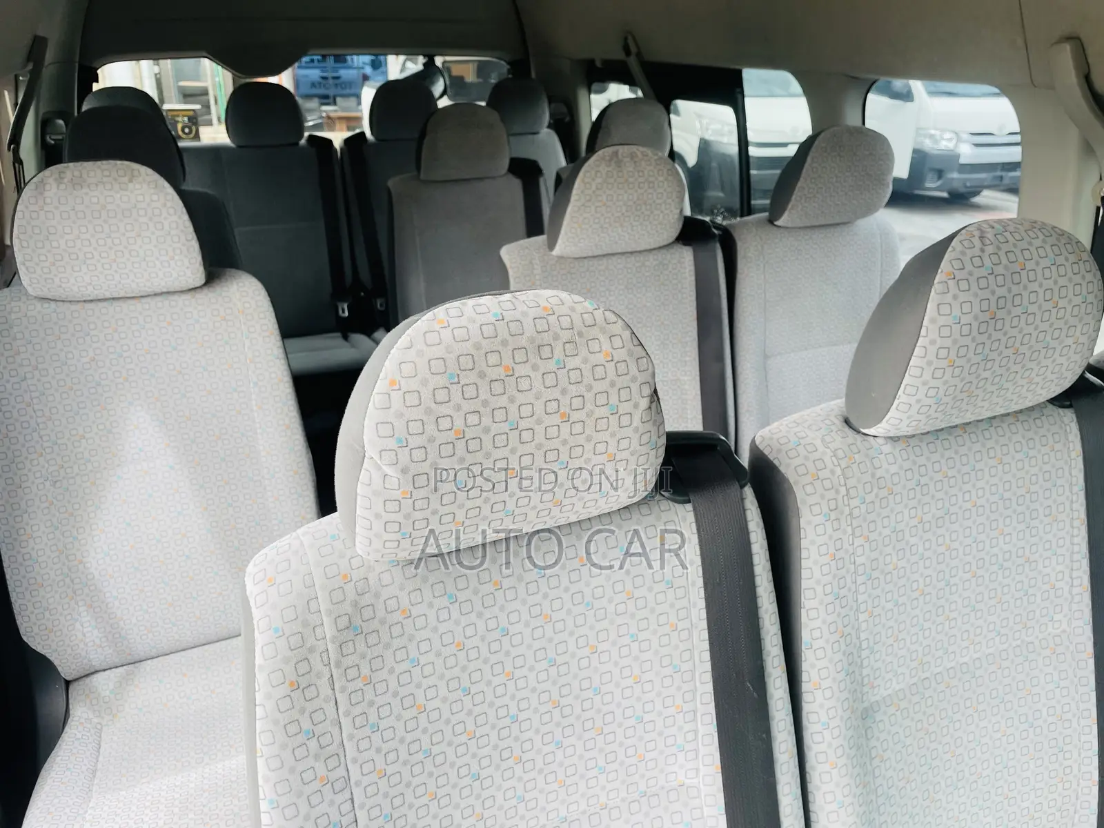 Toyota HiAce 2018 Black