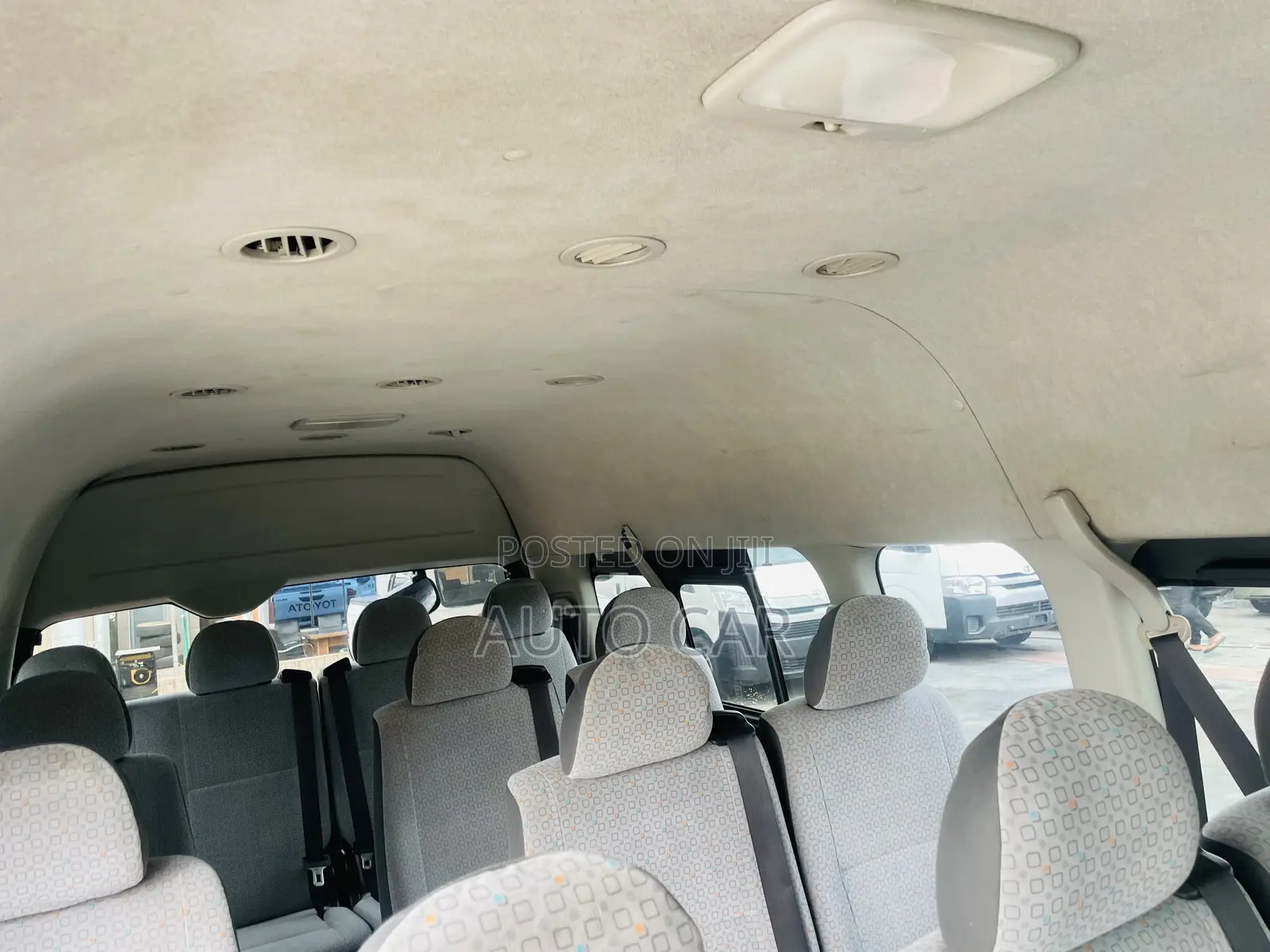 Toyota HiAce 2018 Black