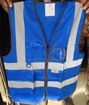 Blue Safety Reflective Jacket With Zip and Pocket.