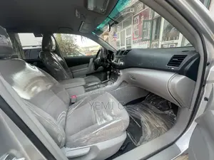 Toyota Highlander 2012 Silver