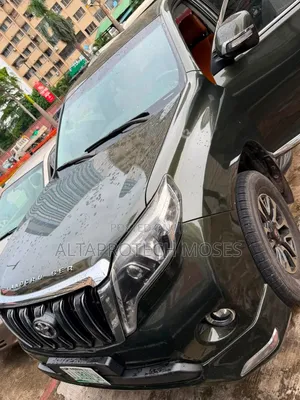 Toyota Land Cruiser Prado 2017 Brown