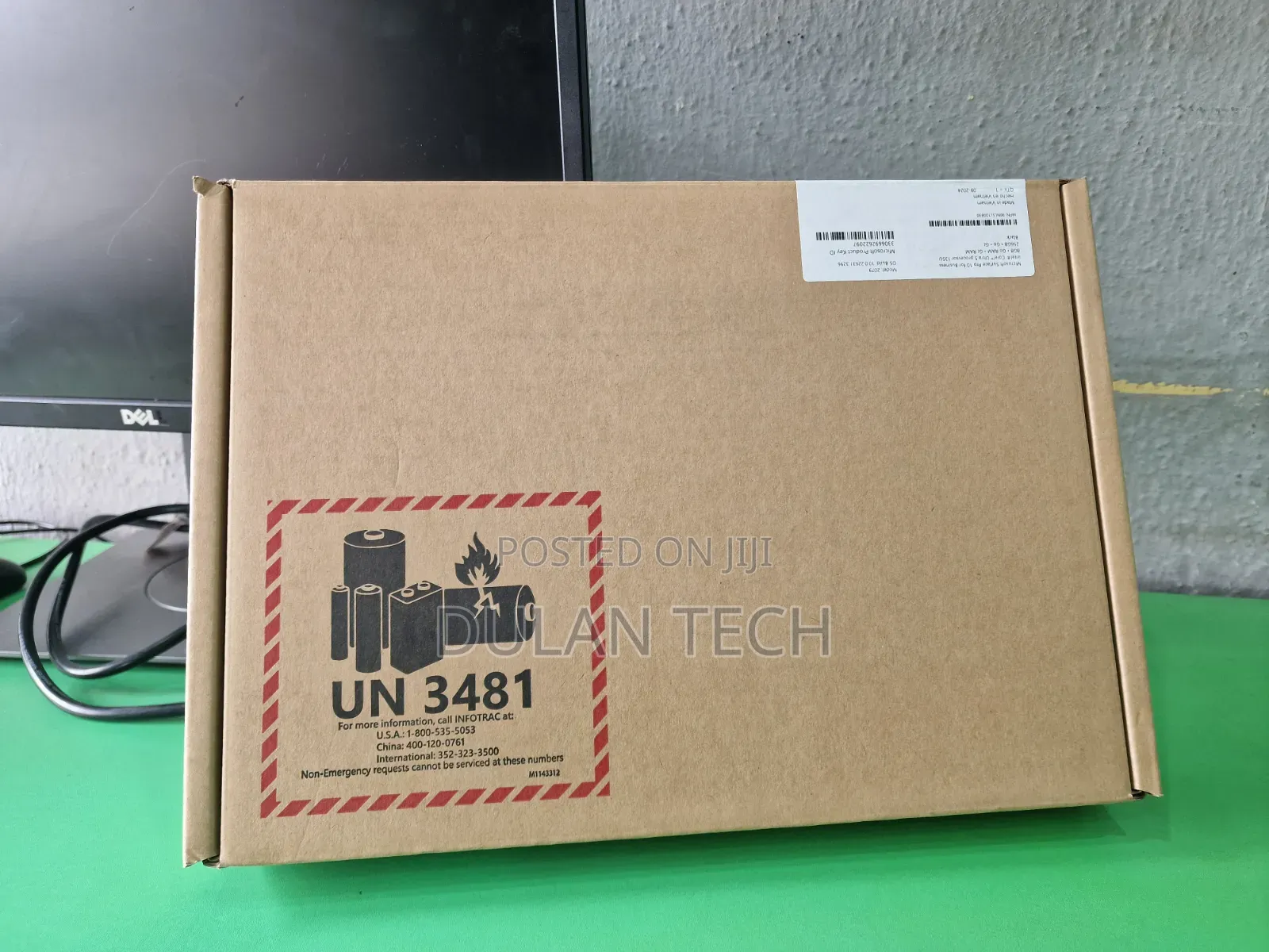New Laptop Microsoft Surface Pro 10 8GB Intel Core Ultra 5 SSD 256GB