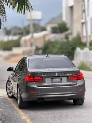 BMW 328i 2013 Brown