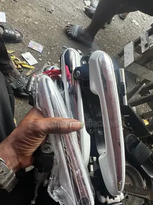 Land Cruiser 2023 Set Door Handle