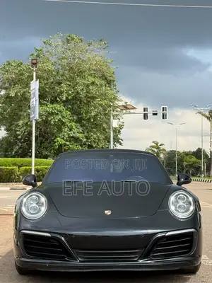Porsche 911 Carrera 4 AWD 2018 Black