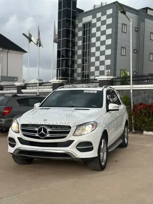 Mercedes-Benz GLE-Class 2017 White
