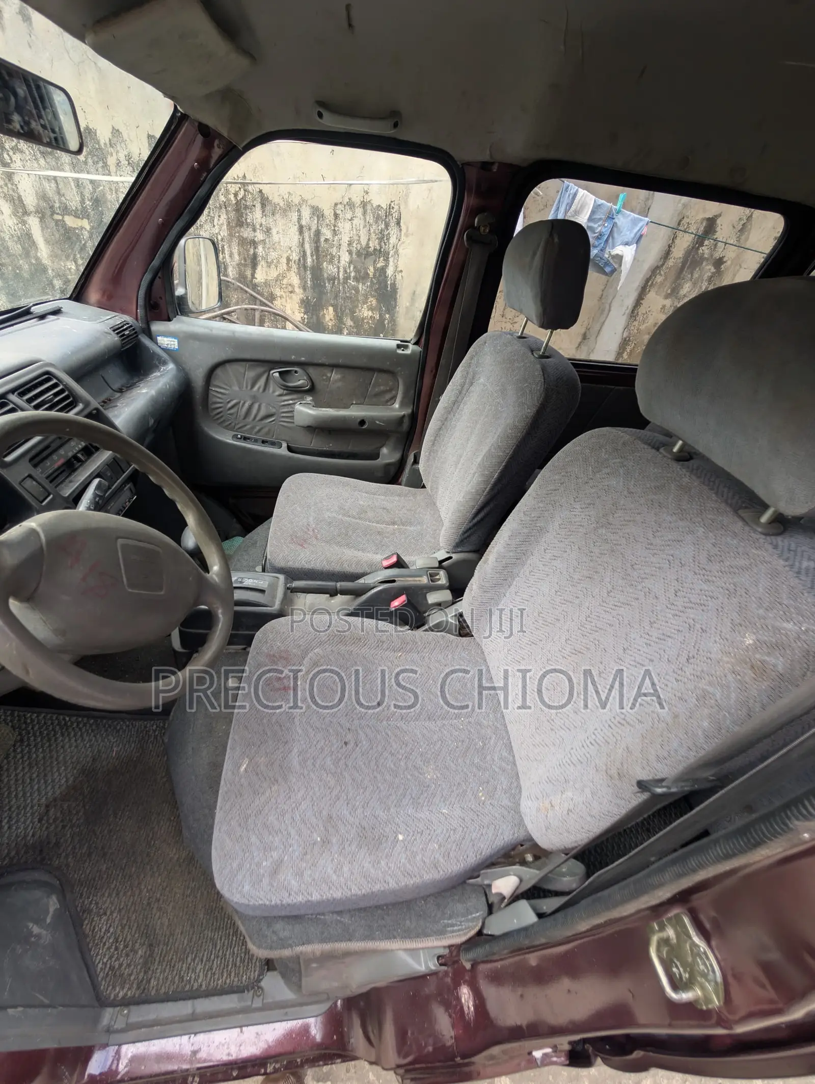 Suzuki APV Minibus 2011 Red