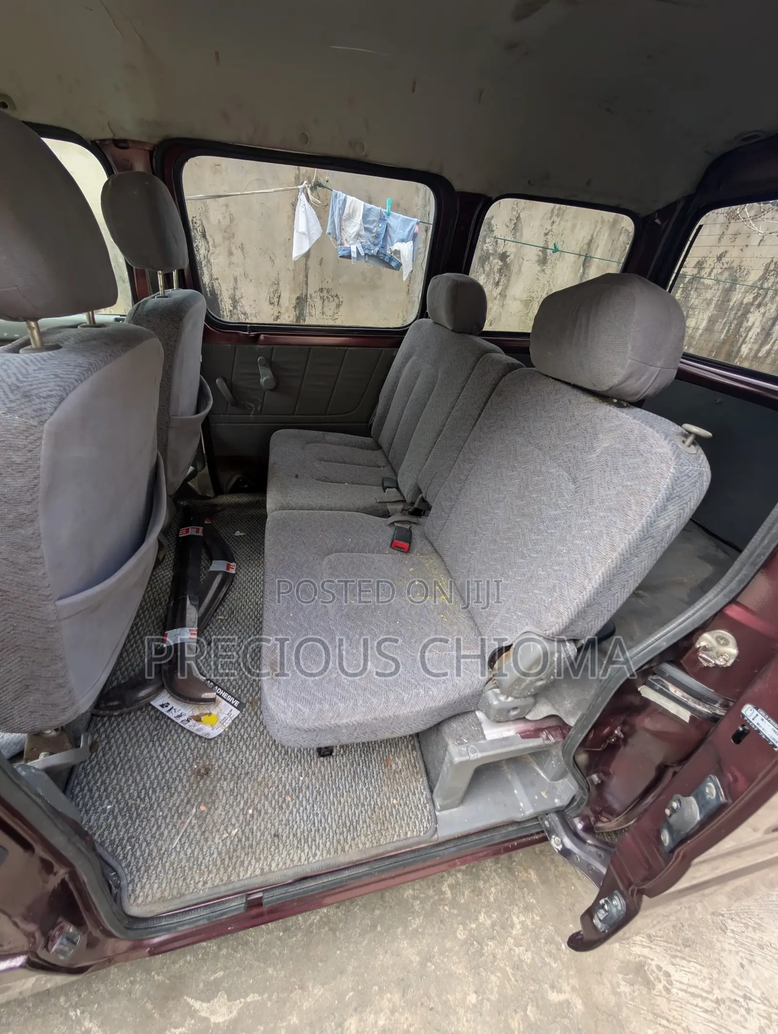Suzuki APV Minibus 2011 Red