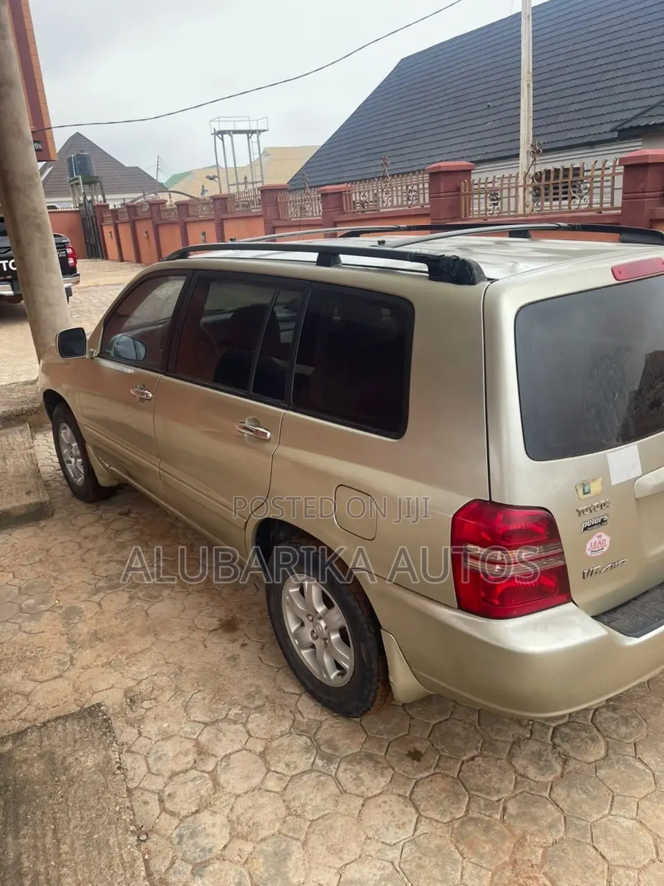 Toyota Highlander 2004 Gold