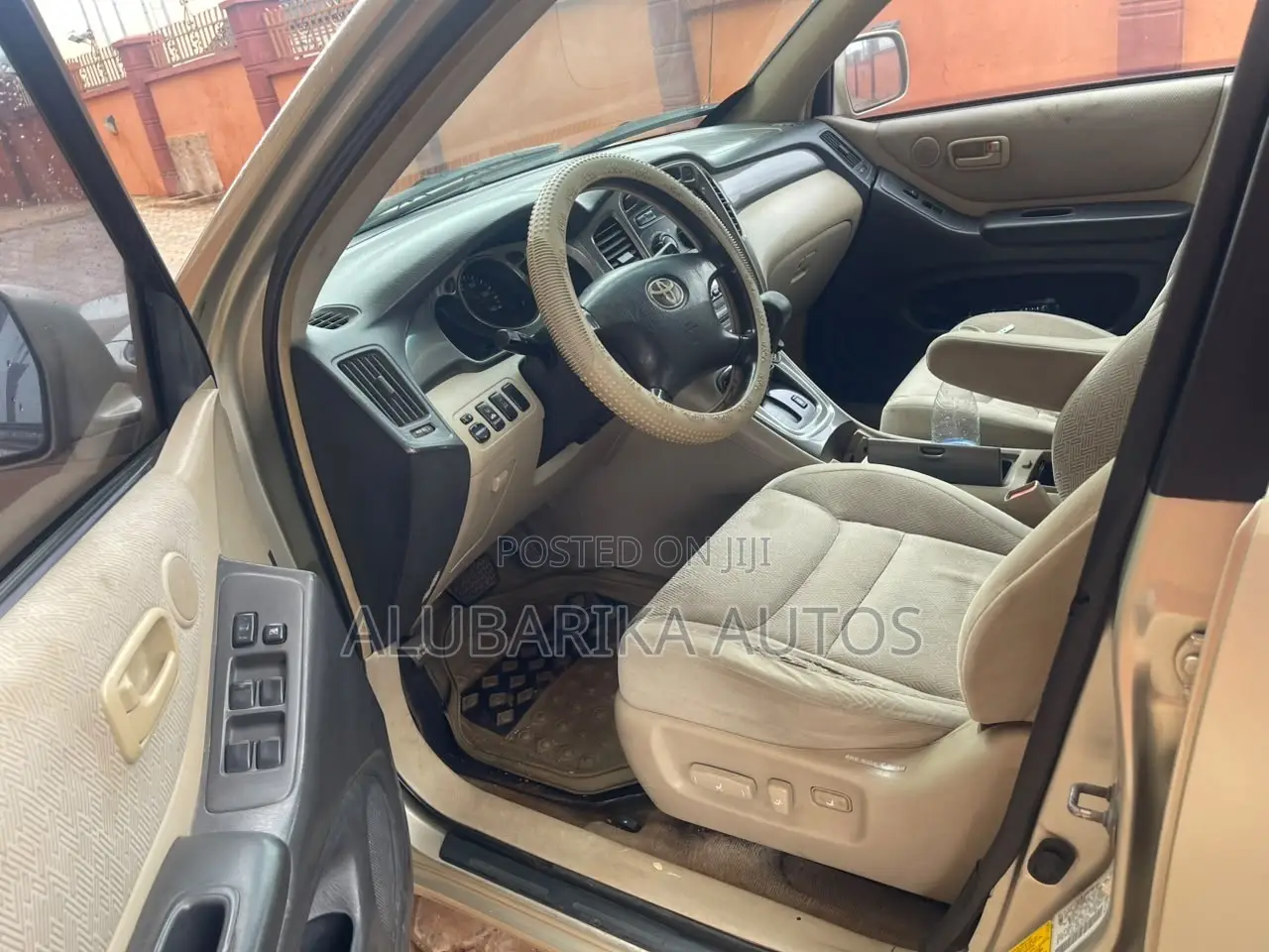 Toyota Highlander 2004 Gold
