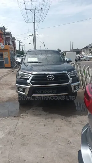 Toyota Hilux 2019 Black
