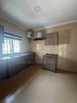 3bdrm Block of Flats in Guzape Main for rent