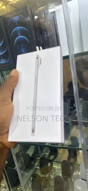 New Apple iPhone Air 256 GB White