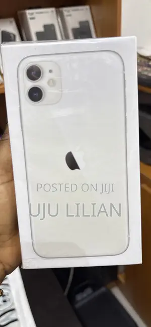 New Apple iPhone 11 128 GB White