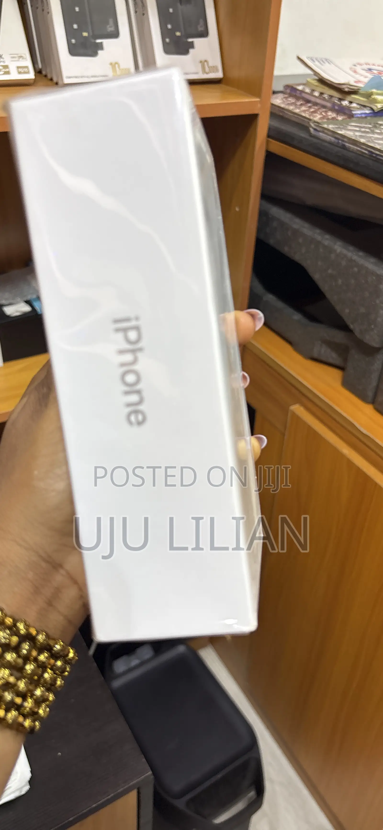 New Apple iPhone 11 128 GB White