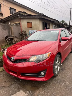 Toyota Camry 2014 Red