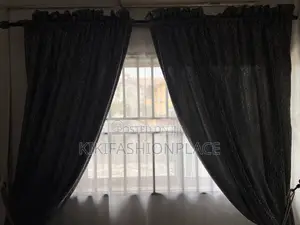 Quality Neatly Used Curtain Set
