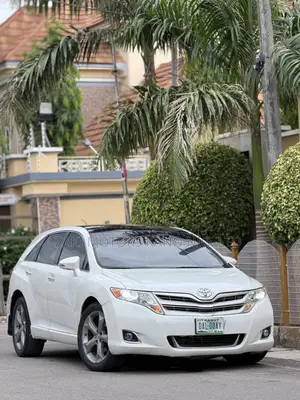 Toyota Venza Limited AWD V6 2013 White