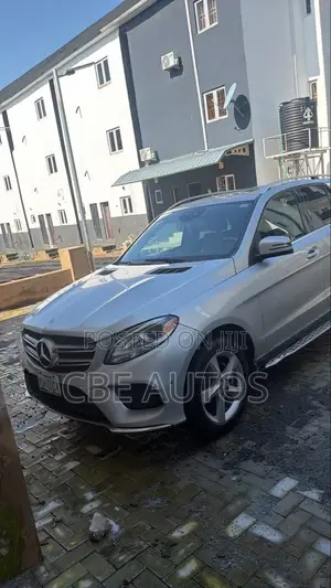 Mercedes-Benz GLE-Class GLE 350 2018 Silver