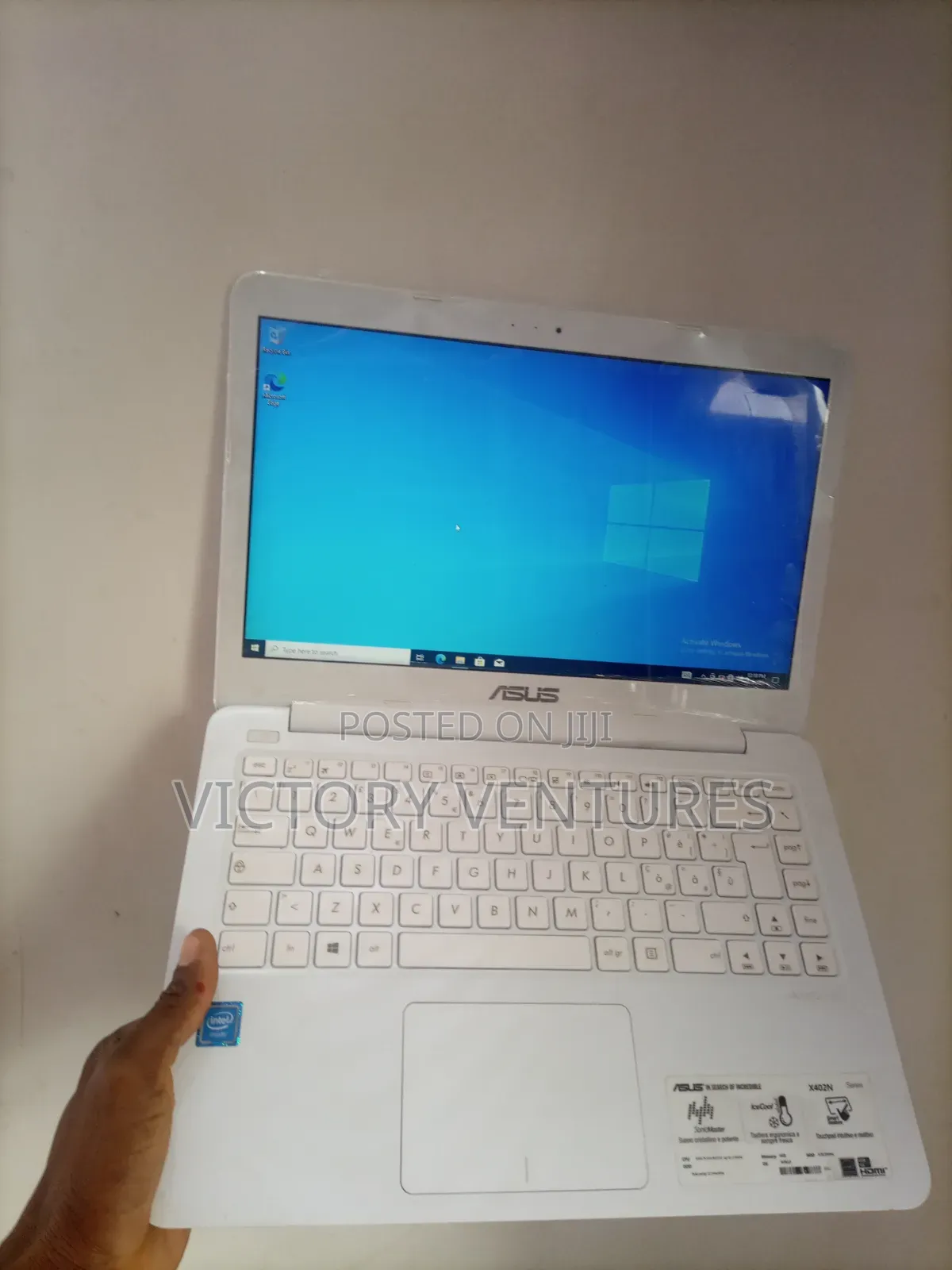 Laptop Asus E402SA 4GB Intel Celeron HDD+SSD 320GB