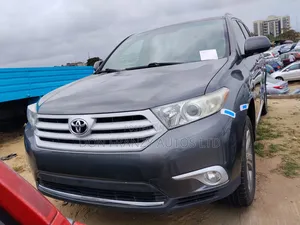 Toyota Highlander 2013 Gray