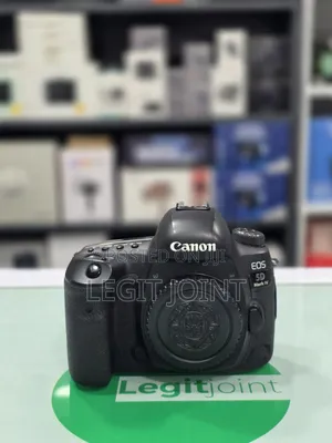 Canon 5D Mark IV