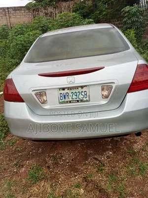 Honda Accord 2003 Silver