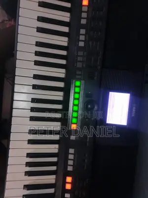Yamaha Keyboard