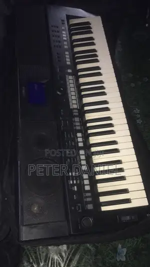 Yamaha Keyboard