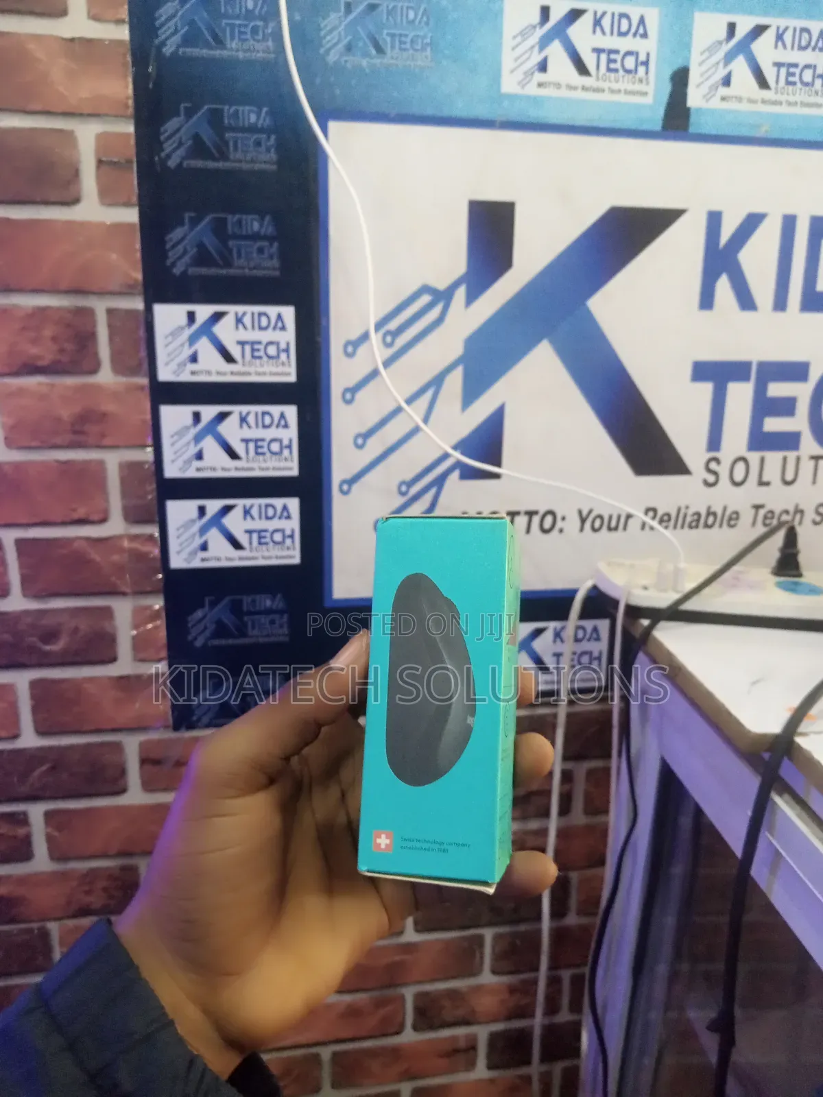 Logitech M220